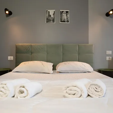 Compact Chic Design Διαμέρισμα Τίρανα