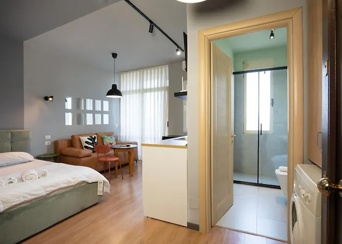 Compact Chic Design Apartment