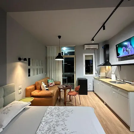 Apartment Compact Chic Design