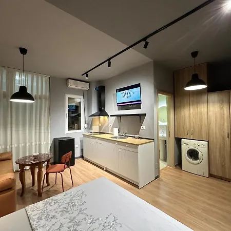 Compact Chic Design Apartment *