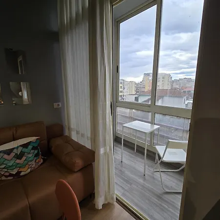 Apartment Compact Chic Design *