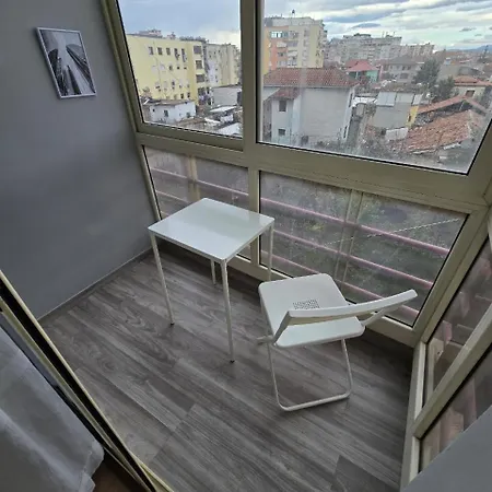 Apartment Compact Chic Design