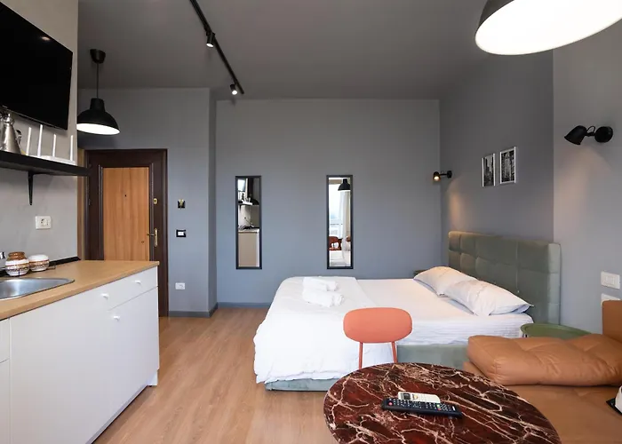 Compact Chic Design Daire